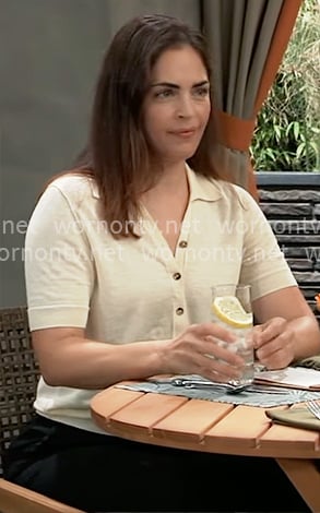 Britt’s light yellow short sleeve cardigan on General Hospital Britt’s light yellow short sleeve cardigan on General Hospital