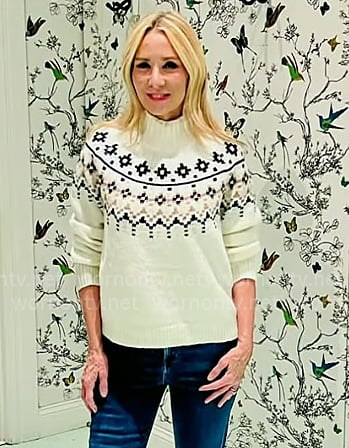 Chassie’s white fair lsle sweater on Today Chassie’s white fair lsle sweater on Today