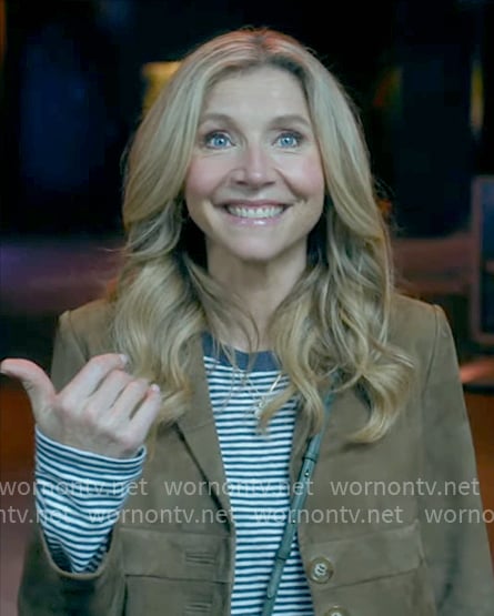 Elliot's suede jacket on Scrubs