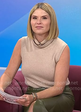 Jenna’s beige sleeveless turtleneck sweater on Today Jenna’s beige sleeveless turtleneck sweater on Today