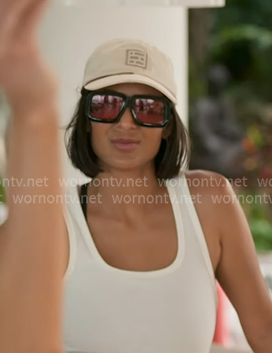 Jessel’s black and pink sunglasses on The Real Housewives of New York City