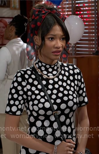Jessica’s polka dot dress and heart bow on Beyond the Gates Jessica’s polka dot dress and heart bow on Beyond the Gates