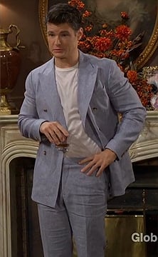 Kyle's light blue suit on The Young and the Restless