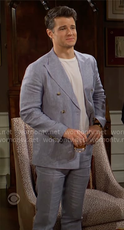 Kyle's light blue suit on The Young and the Restless