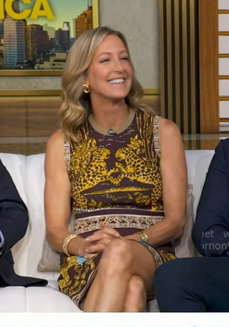 Lara’s brown cheetah print dress on Good Morning America Lara’s brown cheetah print dress on Good Morning America