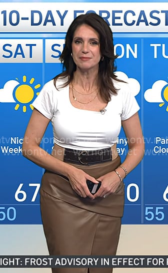 Maria’s brown leather ruched skirt on Today Maria’s brown leather ruched skirt on Today