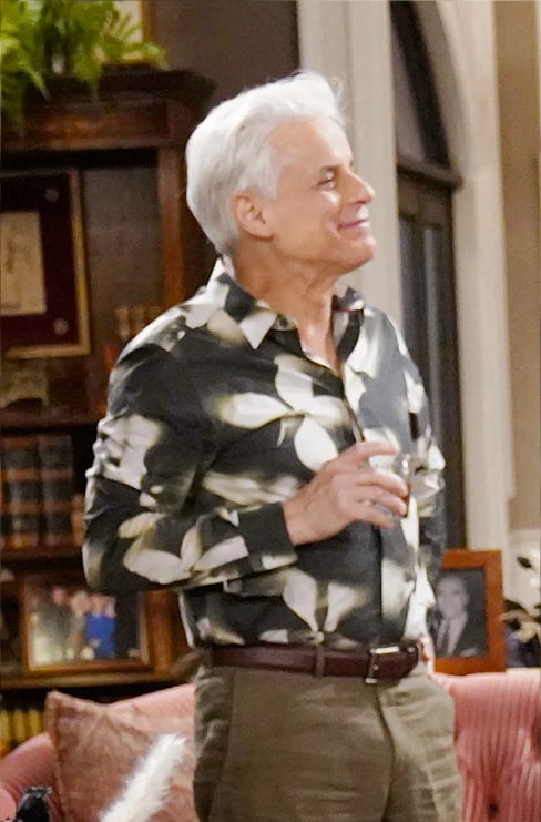 Michael’s floral print shirt on The Young and the Restless Michael’s floral print shirt on The Young and the Restless