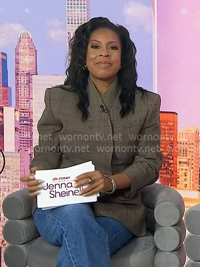 Sheinelle’s brown plaid jacket and jeans on Today Sheinelle’s brown plaid jacket and jeans on Today