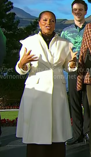 Sheinelle’s white hooded coat on Today