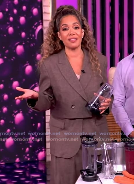 Sunny’s brown layered blazer and pants on The View Sunny’s brown layered blazer and pants on The View